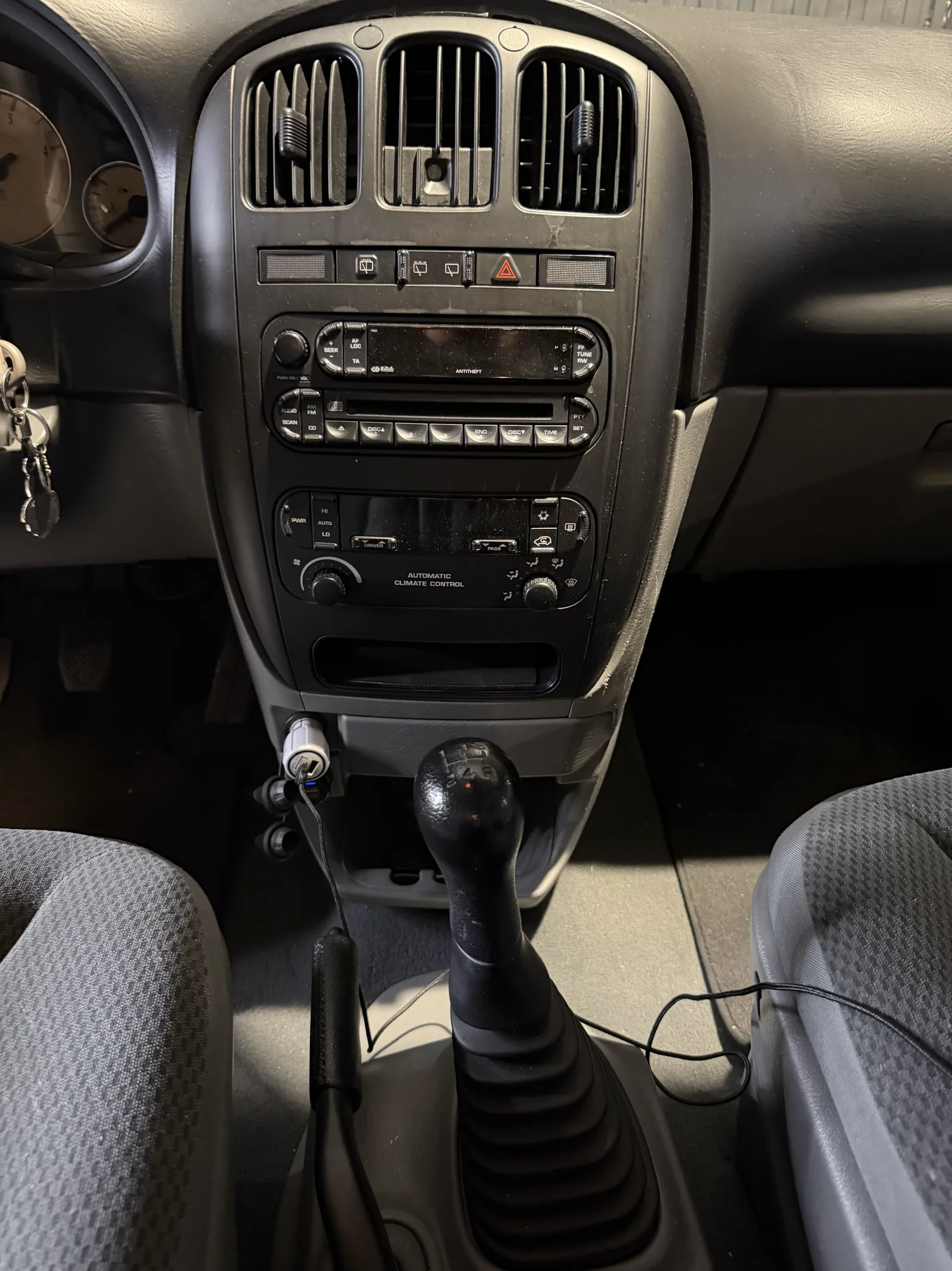 Chrysler Voyager 2.5 CRD 143 CV LX - Imagen 12