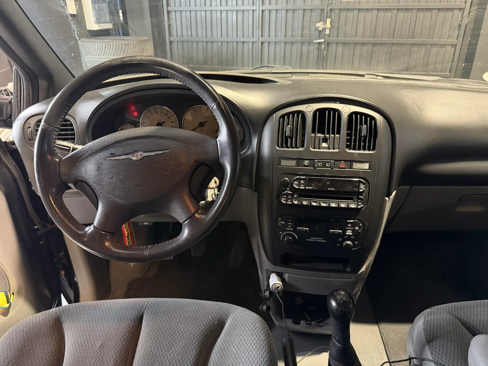 Chrysler Voyager 2.5 CRD 143 CV LX - Imagen 13