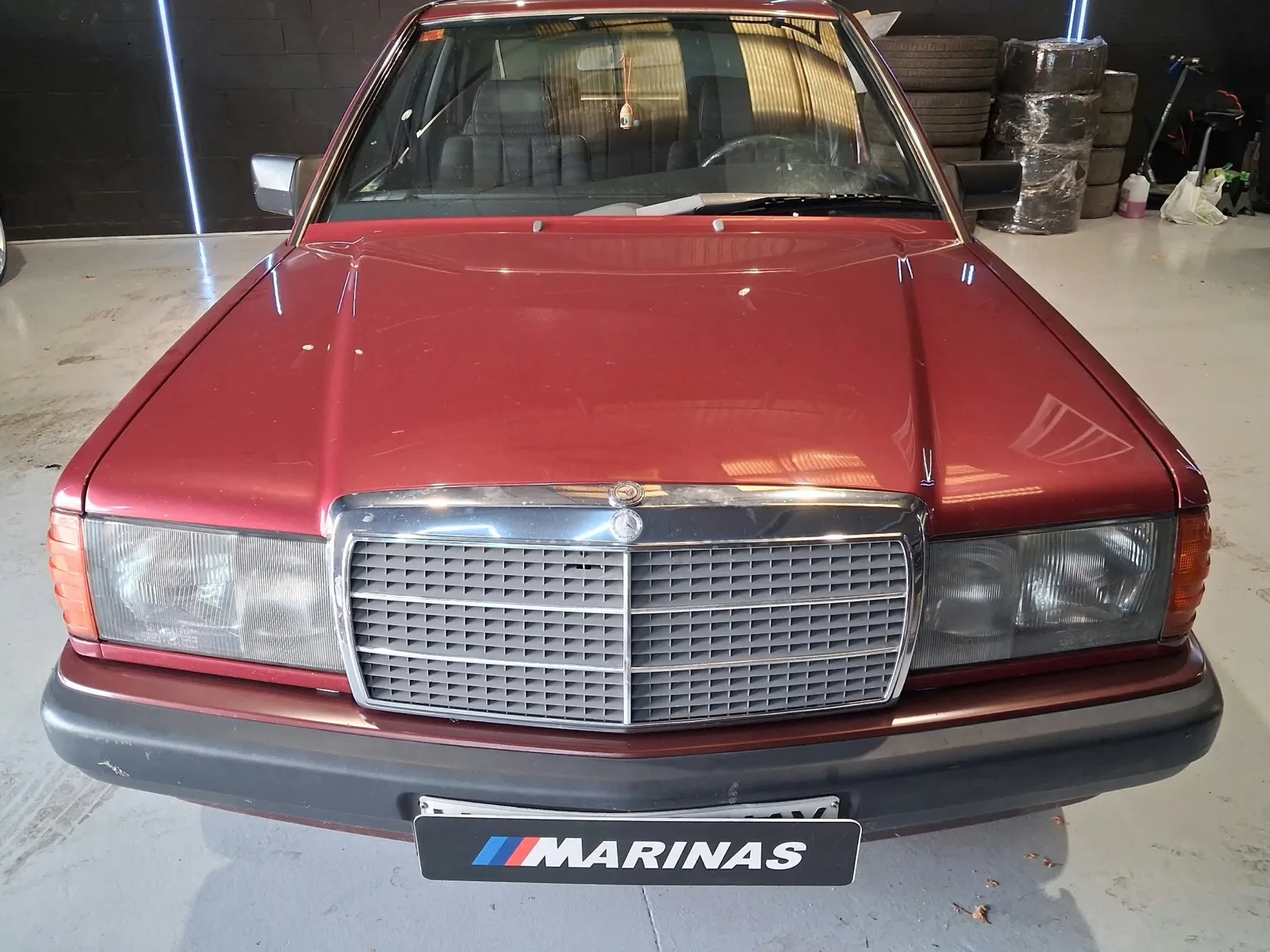 Mercedes-Benz 190 E 2.0 122 CV - Vista principal