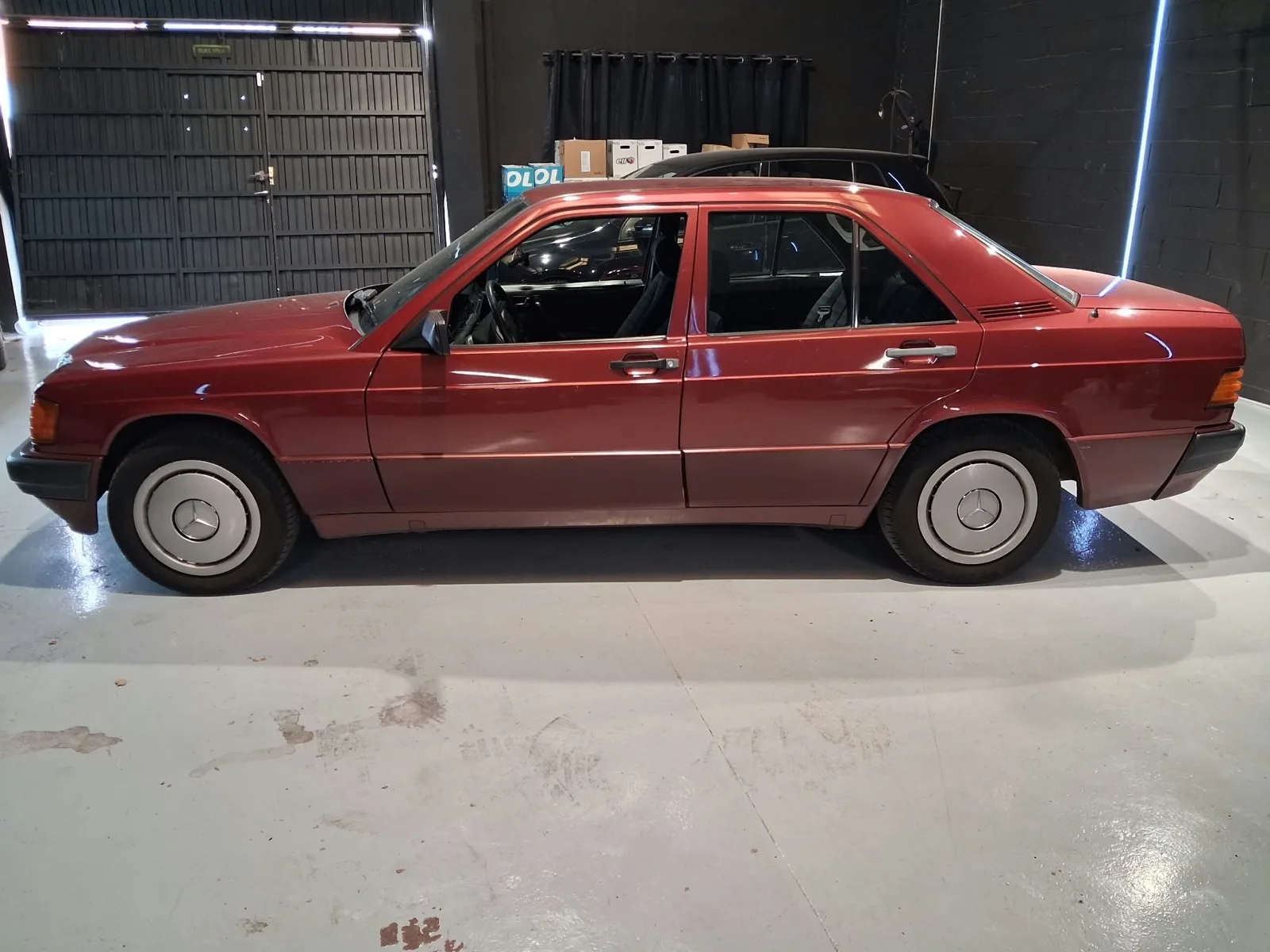 Mercedes 190 E - Imagen 6