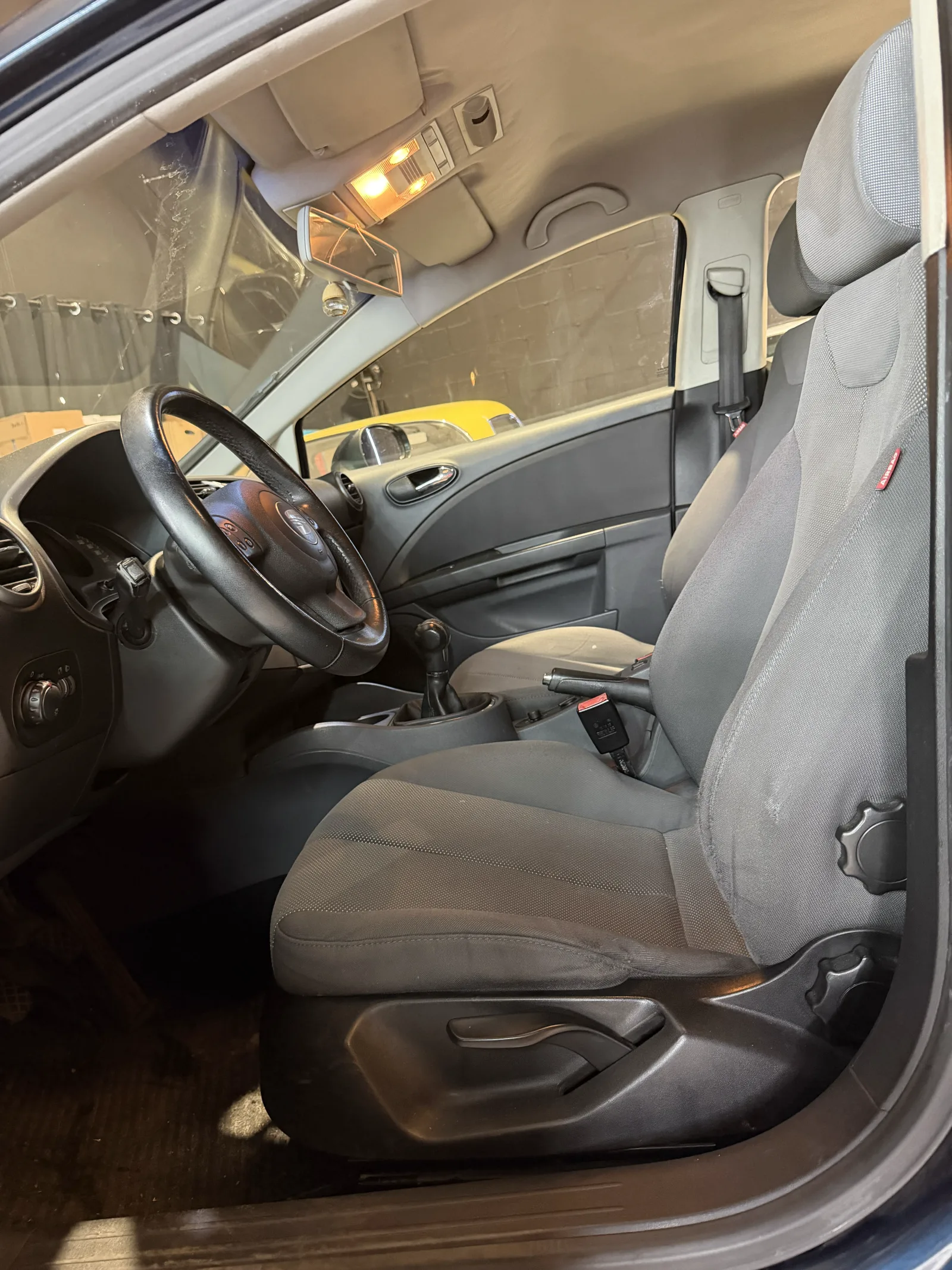 SEAT León 1.9 TDI Reference 105 CV - Imagen 14