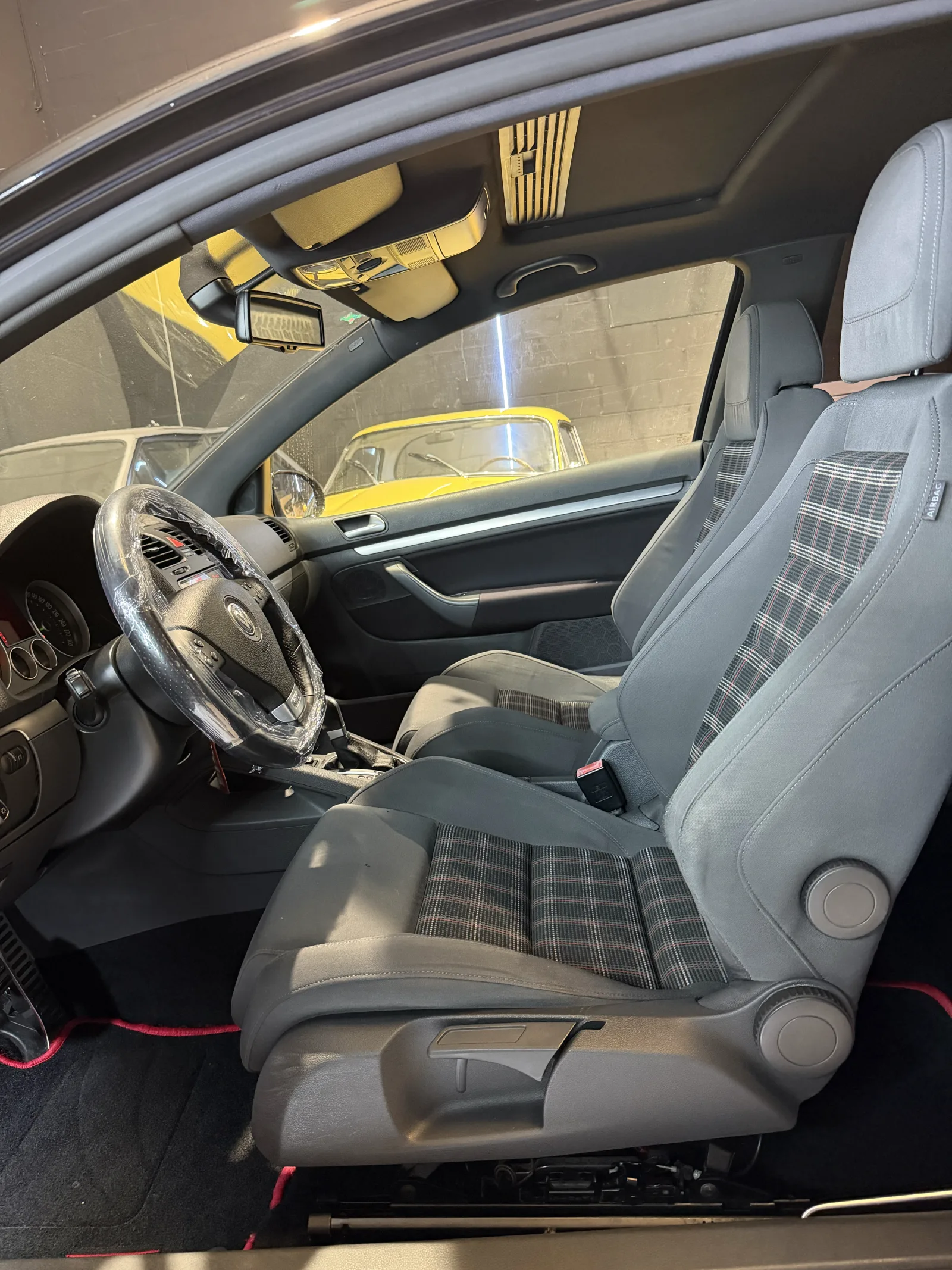 Volkswagen Golf GTI - Imagen 8